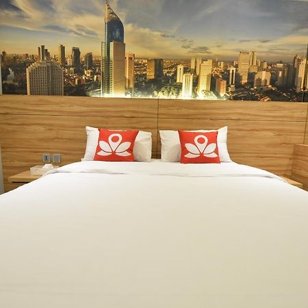 Klinpod Hotel Джакарта Экстерьер фото